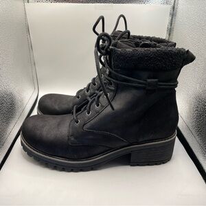BOC leather Women's Black combat Boots size 8